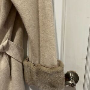 Elegant Cream Wool Coat with Faux Fur Trim